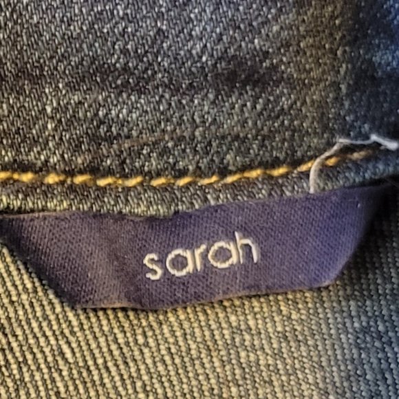 ❣️HP❣️Bandolino "Sarah" Beautiful Floral Embroidered Denim Jean Jacket sz: S - Picture 6 of 8